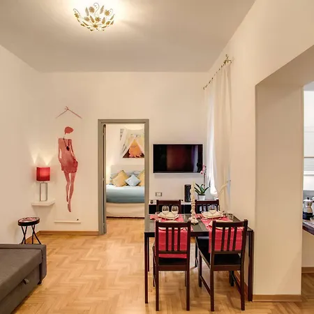 Apartman Elegant Behind The Colosseum Róma
