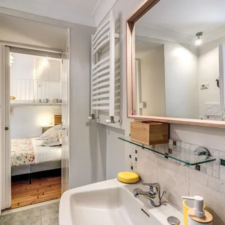 Apartment Elegant Behind The Colosseum Rome