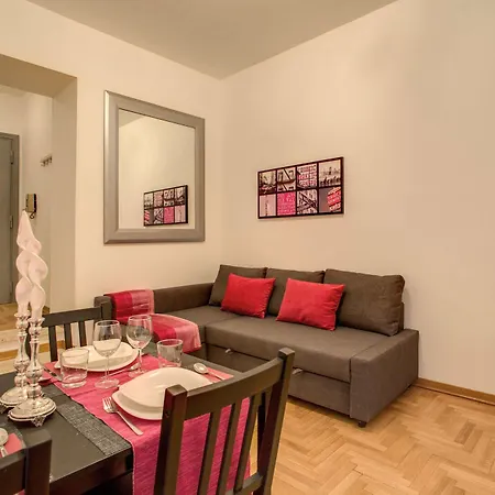 Apartment Elegant Behind The Colosseum *