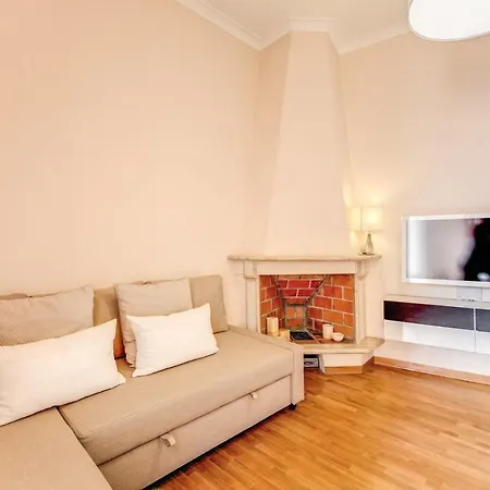 Apartment Elegant Behind The Colosseum Rome