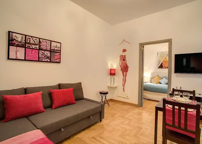 דירה Elegant Behind The Colosseum