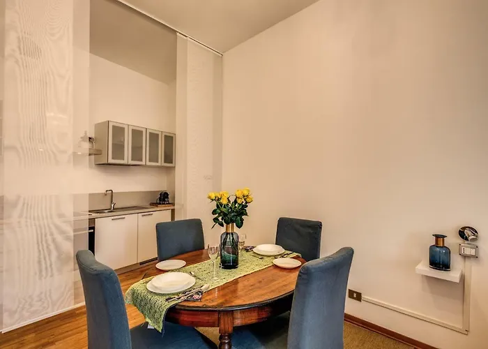 דירה Elegant Behind The Colosseum