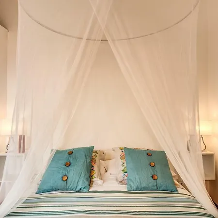 Appartamento Elegant Behind The Colosseum Roma